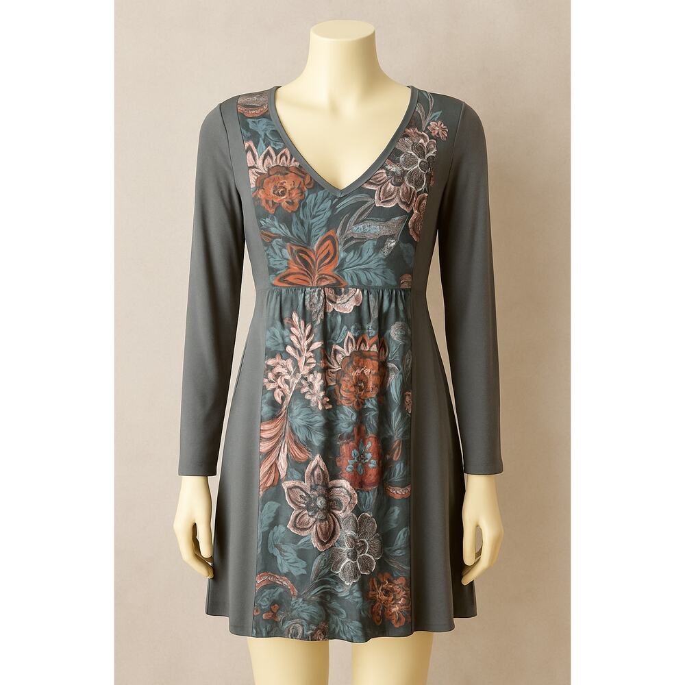 Emery Rose 2X Long Sleeve Dress, Grey Knee-Length Polyester/Viscose Wearable Art